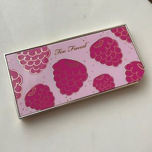 Too Faced Tutti Frutti Razzle Dazzle Berry Eyeshadow Palette